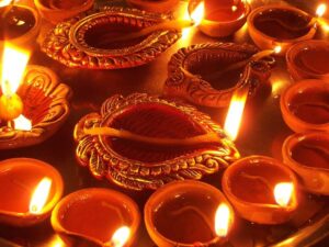 Festivals and Traditions.Diwali - India: The Festival of Lights